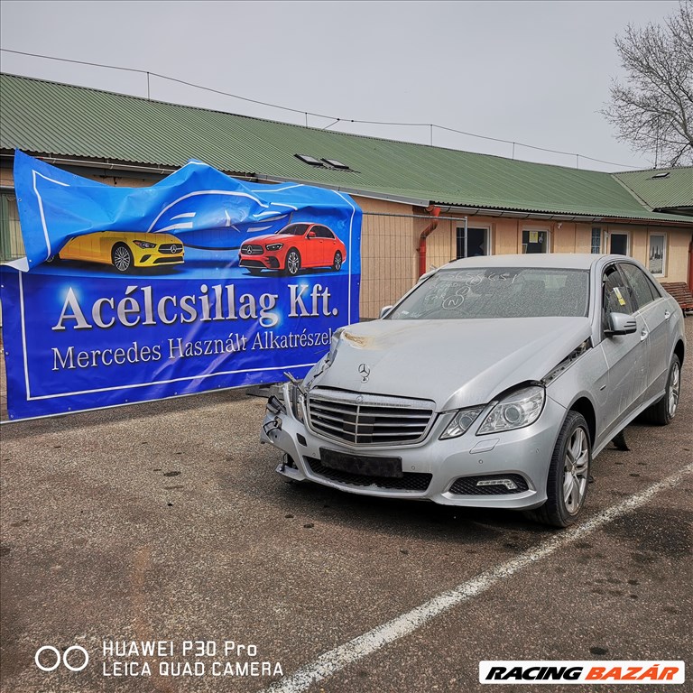 Mercedes E 350 CDI bontott alkatrészei 1. kép