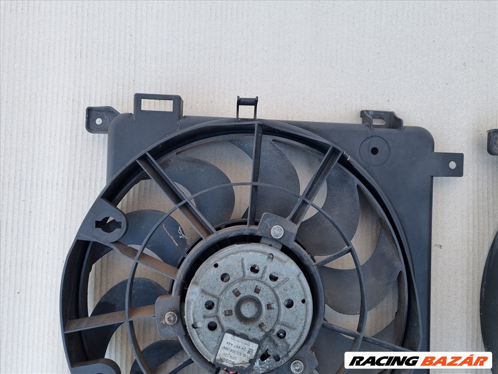 Opel Astra H 24 467 444 Vízhűtő Ventilátor 4. kép