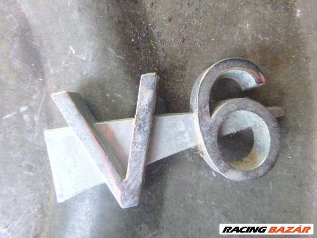 V6 FELIRAT, embléma  1. kép