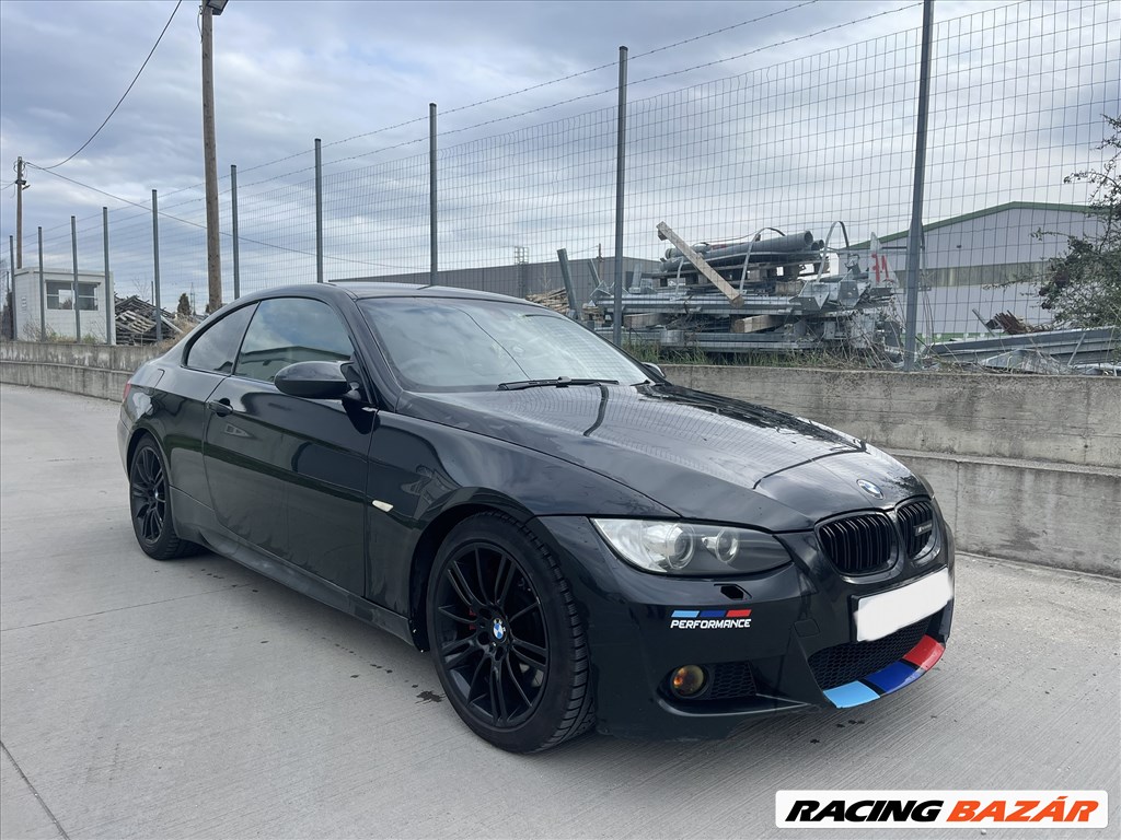 BMW 330 (E90, E91, E92, E93) bontott alkatrészei 1. kép