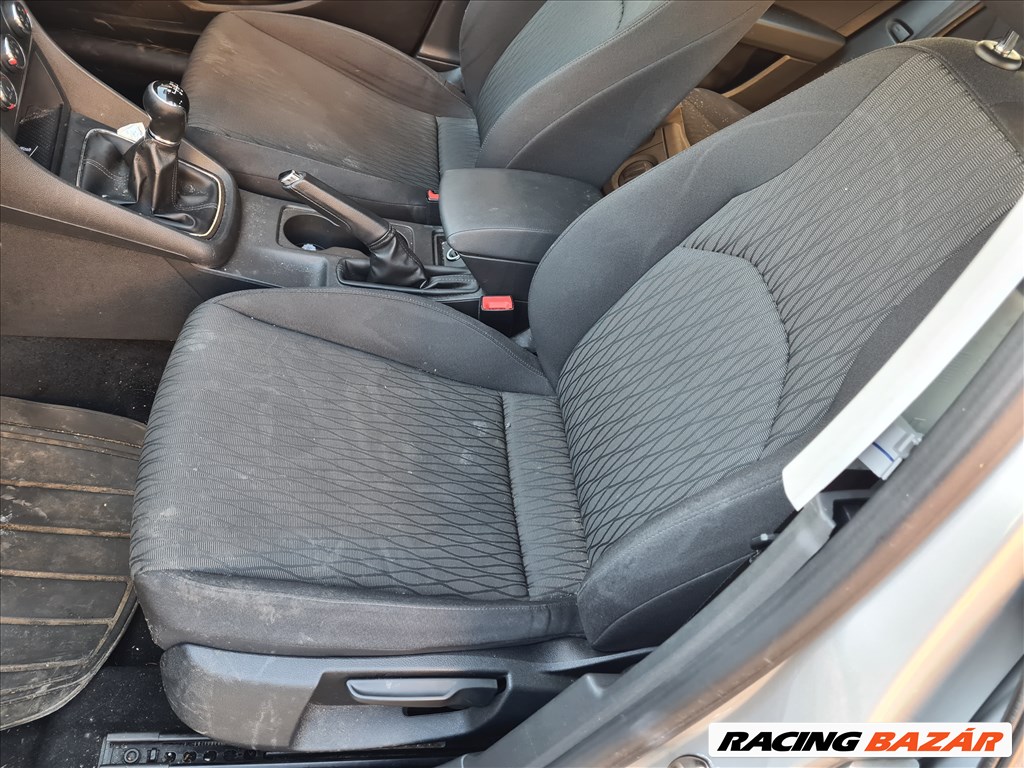 2015 Seat Leon II 1.6 CRTDI CLH bontott jármű, bontás, bontott alkatrészek 9. kép