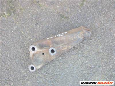 Suzuki Swift III 1998, 1,3 motortartó bak fém