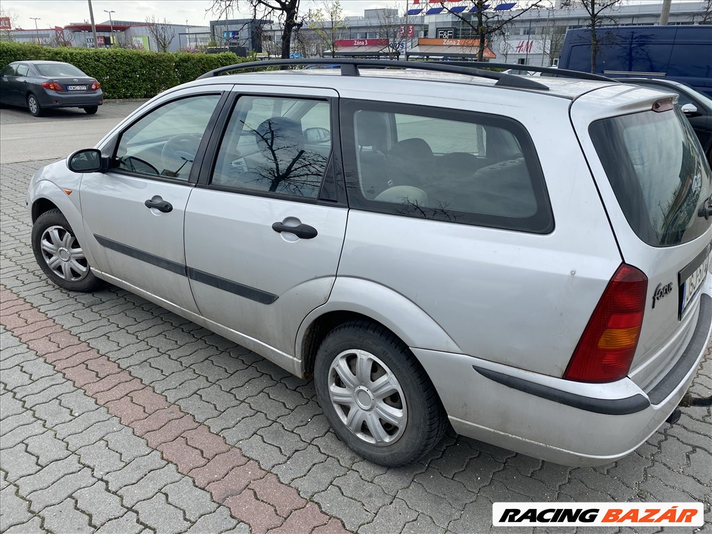 Ford Focus Mk1 bontott alkatrészei 6. kép