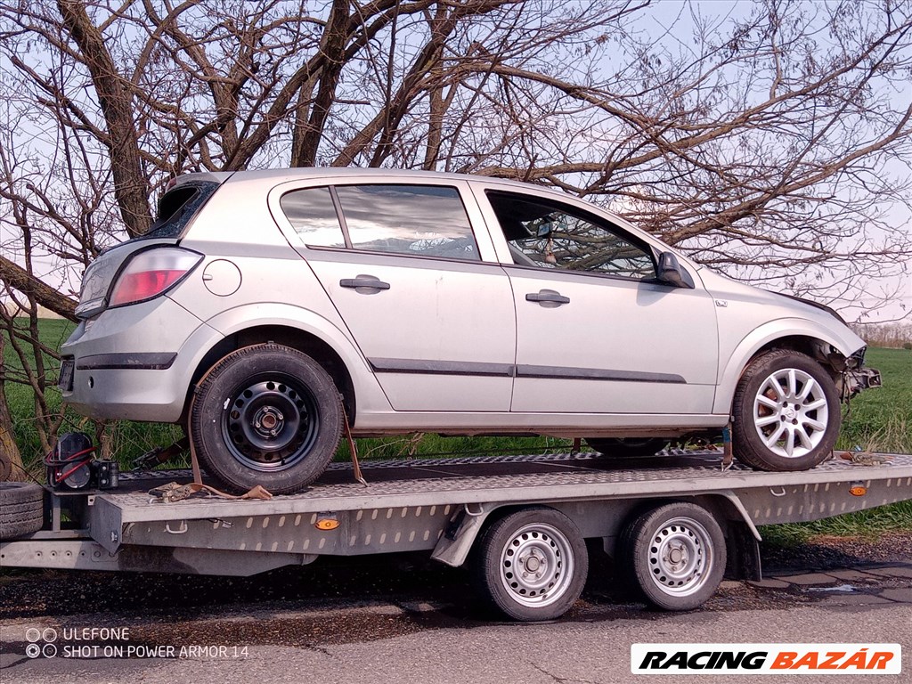 Opel Astra H AJTÓ z167 z167hastraajtok z1675ajtos 1. kép