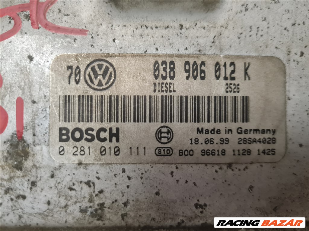Volkswagen Golf IV,Bora motorvezérlő 1.9 TDI AGR 038 906 012K 038906012K 2. kép