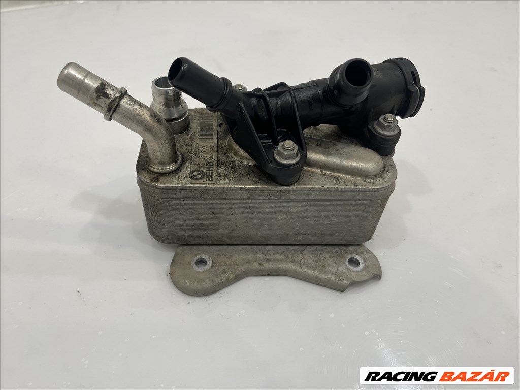 BMW E90 F10 F01 X5 E70 X6 E71 N57 olajhűtő 17217800408 1. kép