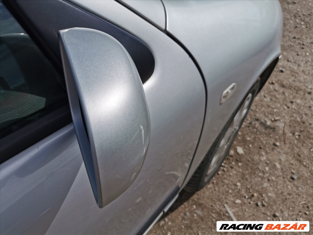 Seat Toledo II 1.6 16V gyári karosszéria elemek LS7N színben eladók ls7nseat seat1616 15. kép