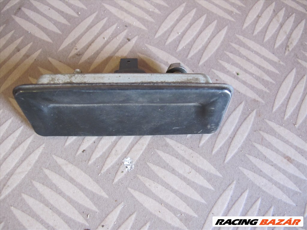 Skoda Octavia II  csomagtér ajtó kilincs kapcsoló 1. kép