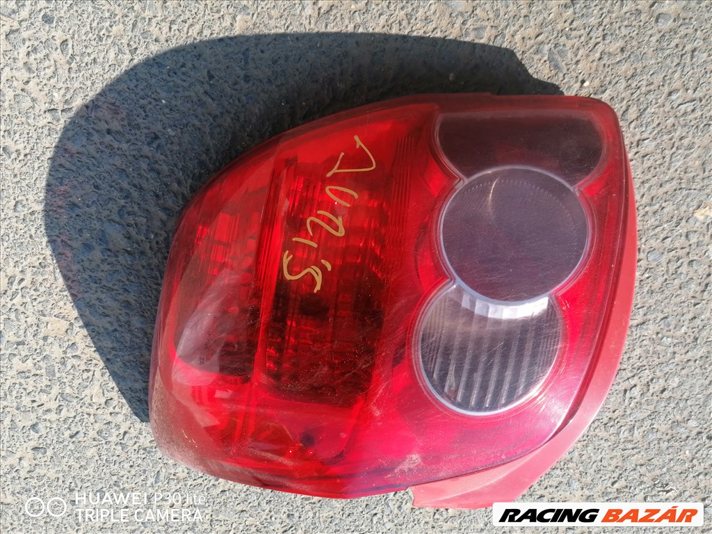 Toyota Auris (E150) Bal hátsó lámpa  1. kép