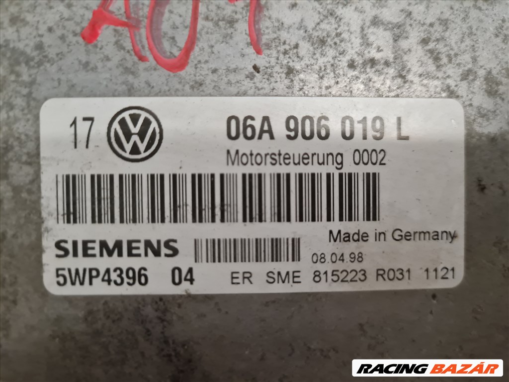 Volkswagen Golf IV, Volkswagen Bora motorvezérlő 1.6 SR AKL 06A 906 019L 06A906019L 2. kép