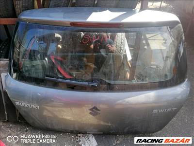 Suzuki Swift V Csomagtér ajtó 