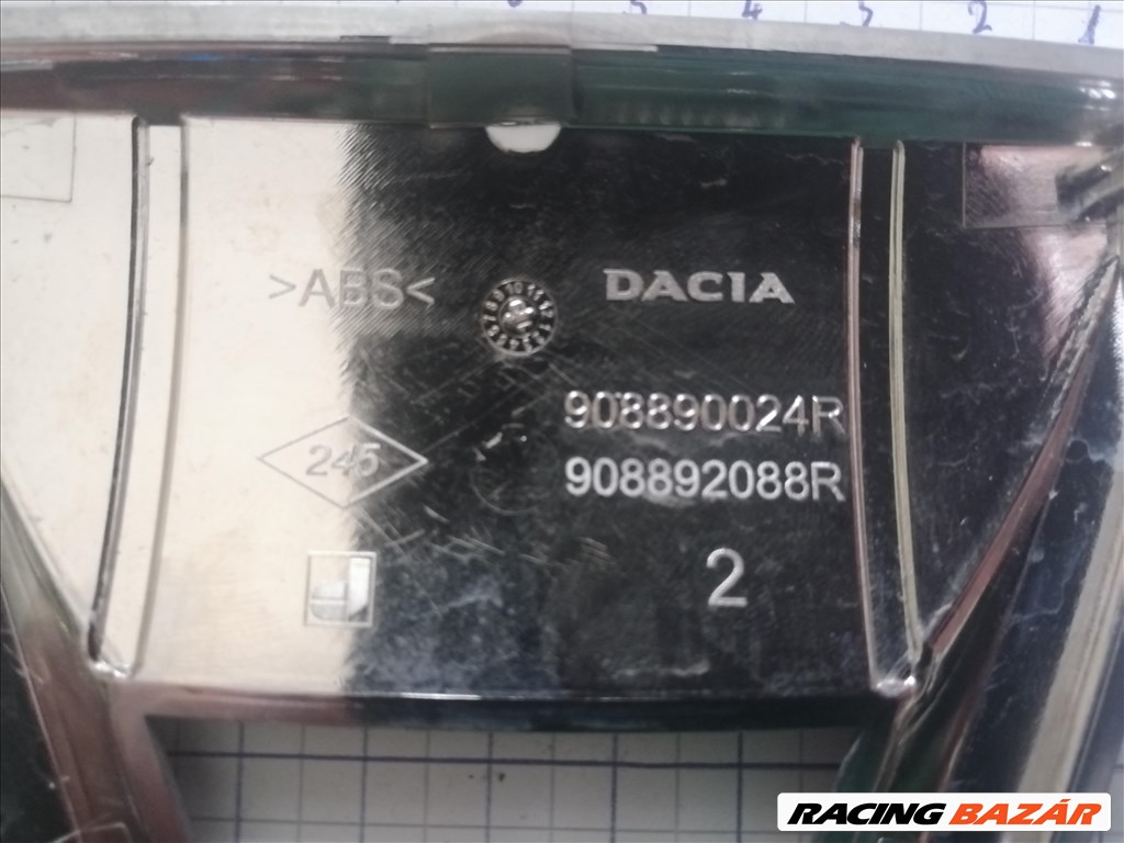 Dacia Sandero, Lodgy, Logan gyári hátsó embléma 908890024r 3. kép