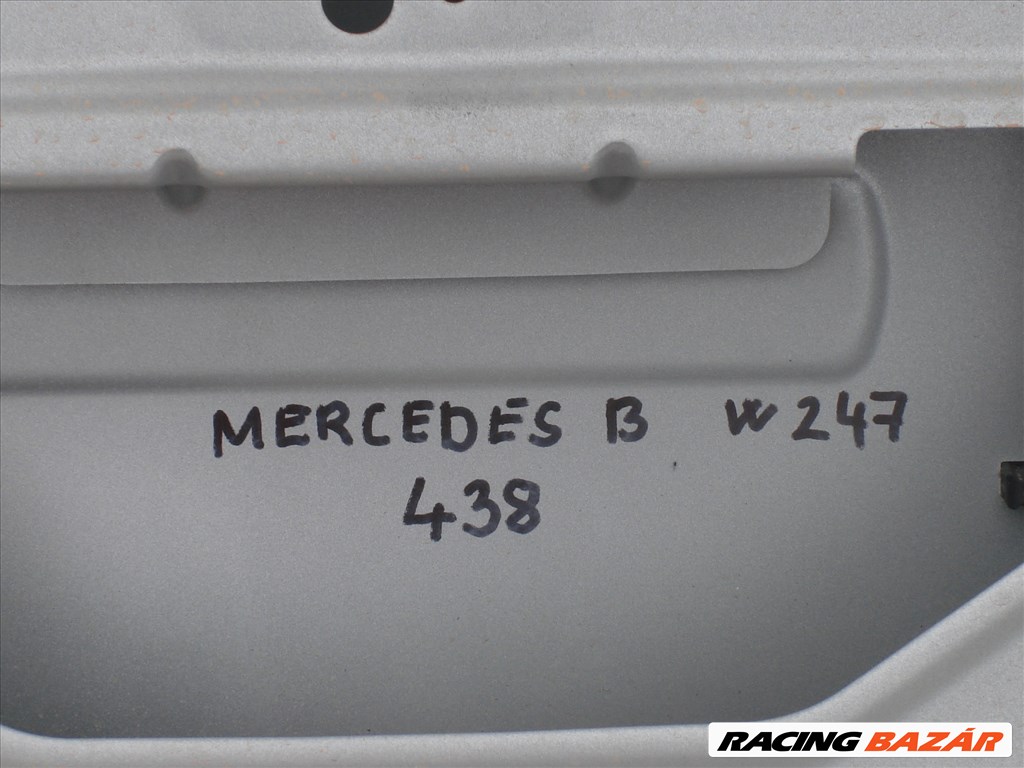 Mercedes B-Classe W247 Csomagtérajtó A2477423900 2019-től 5. kép
