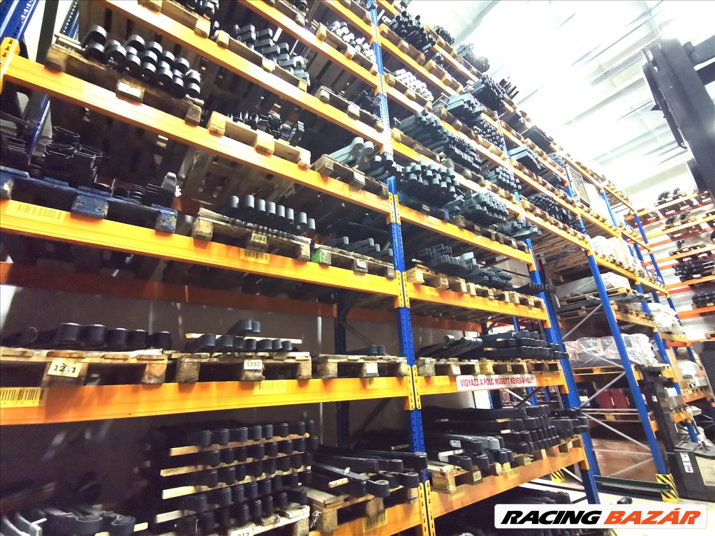 Nissan Navara (D40) laprugó, új, hátsó, jótállással 2. kép