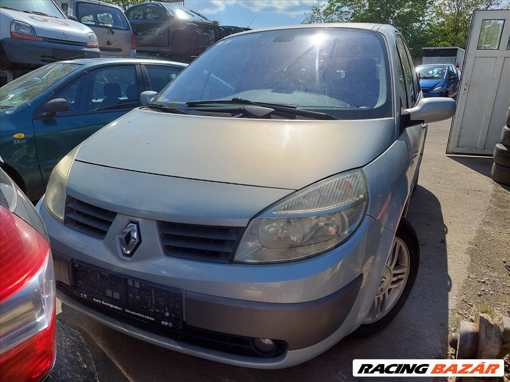 Renault Scénic II motorháztető  2. kép