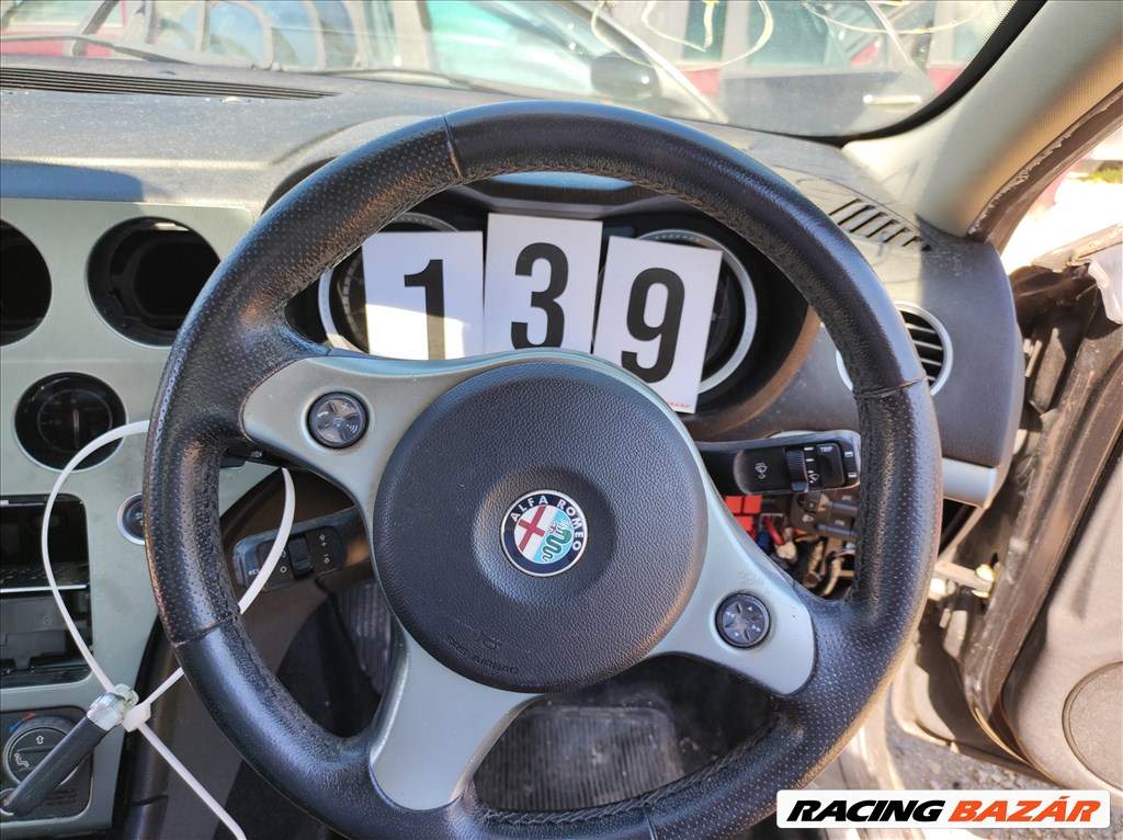 Alfa Romeo 159 kormány  1. kép