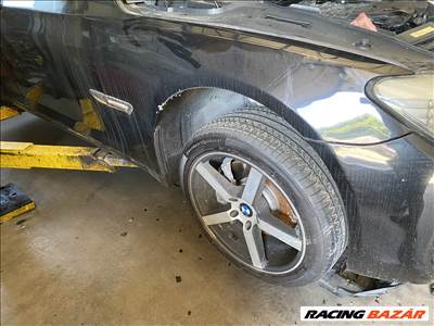BMW 7-es sorozat F01/F02 Sárvédő 