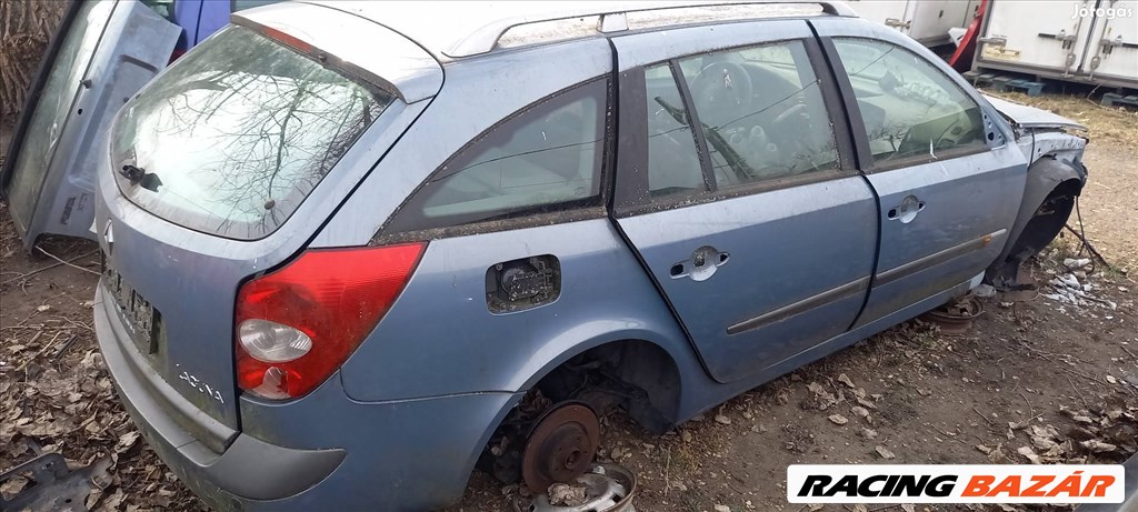 Renault Laguna II 2.2Dci bontott alkatrészei 4. kép