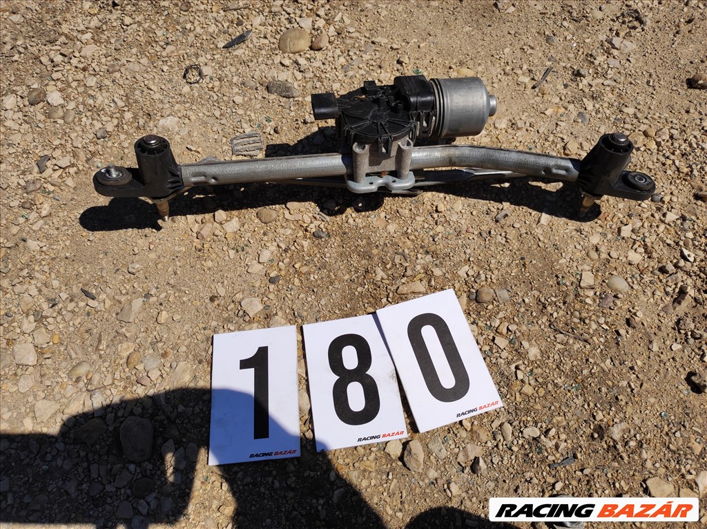 Alfa Romeo 159 ablaktörlő szerkezet motorral 0390241915 1. kép