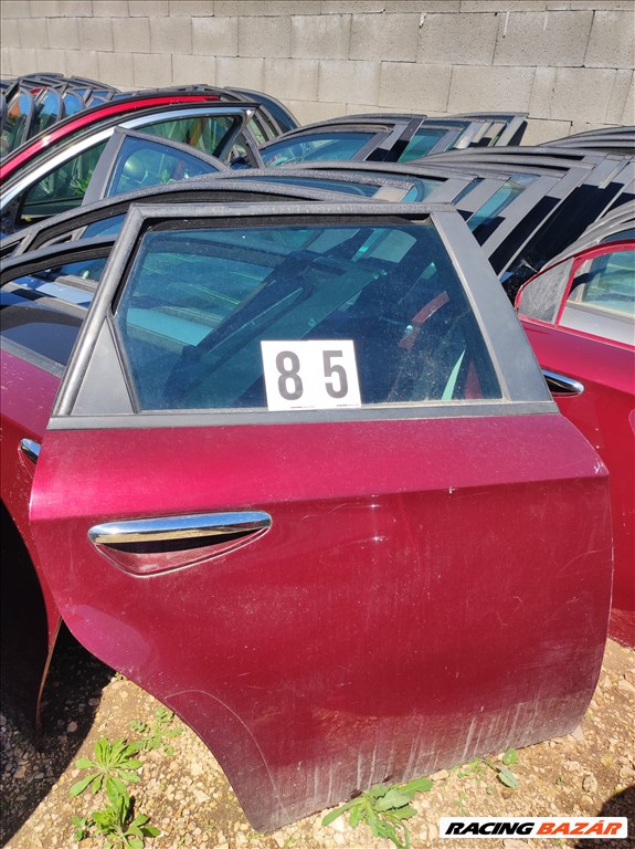 Alfa Romeo 159 SW jobb hátsó ajtó (Több színben) 1. kép