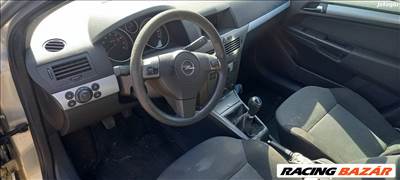 Opel Astra H Caravan Z14Xep bontott alkatrészek