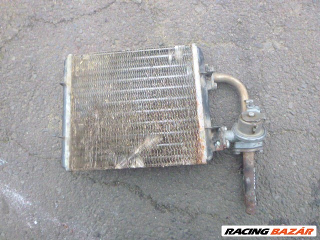 Lada Niva 1,7 fűtőradiátor fűtéscsappal 9. kép