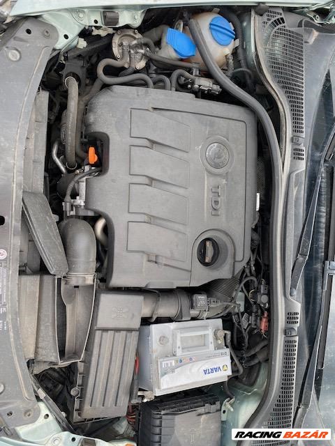 Skoda Octavia 2 1.6 CRDTI bontás 5. kép