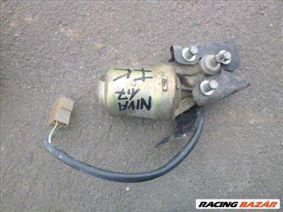 Lada Niva ELSŐ ablaktörlő motor 