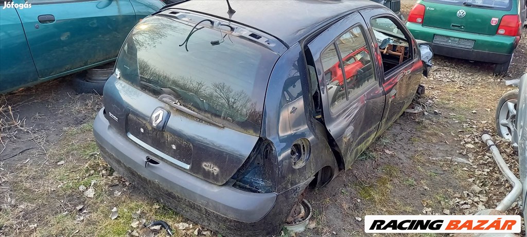 Renault Clio II bontott alkatrészei 3. kép