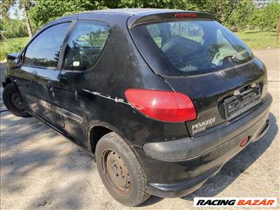 Peugeot 206 1.6i bontott alkatrészei