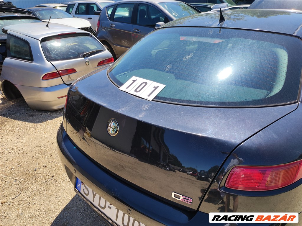 Alfa Romeo GT csomagtérajtó (Több színben) 1. kép