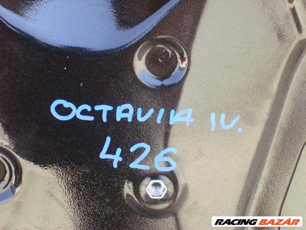 Skoda Octavia IV Jobb hátsó Ajtó 5E7833312 2020-tól 5. kép