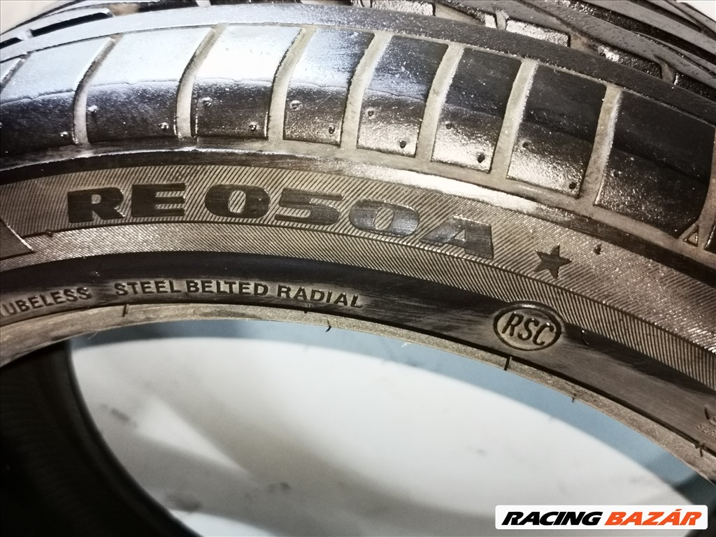 2db 245/45 18" 96W Bridgestone Potenza RE50A RSC nyári BMW F10 F11 stb. Van hozzá hátsó 275/40R18.  2. kép