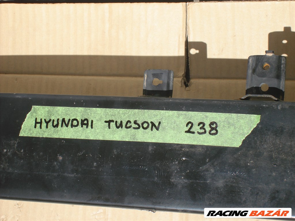 Hyundai Tucson  első lökhárító merevítő 64900D7000 2015-től  5. kép