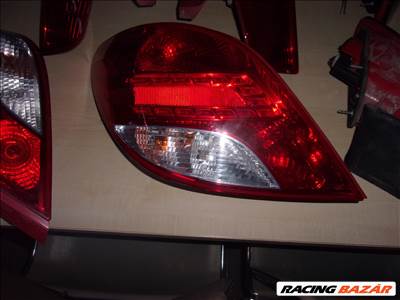 Peugeot 207 lámpa