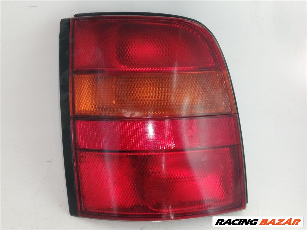Nissan Micra II Bal Hátsó Lámpa #2934 1. kép