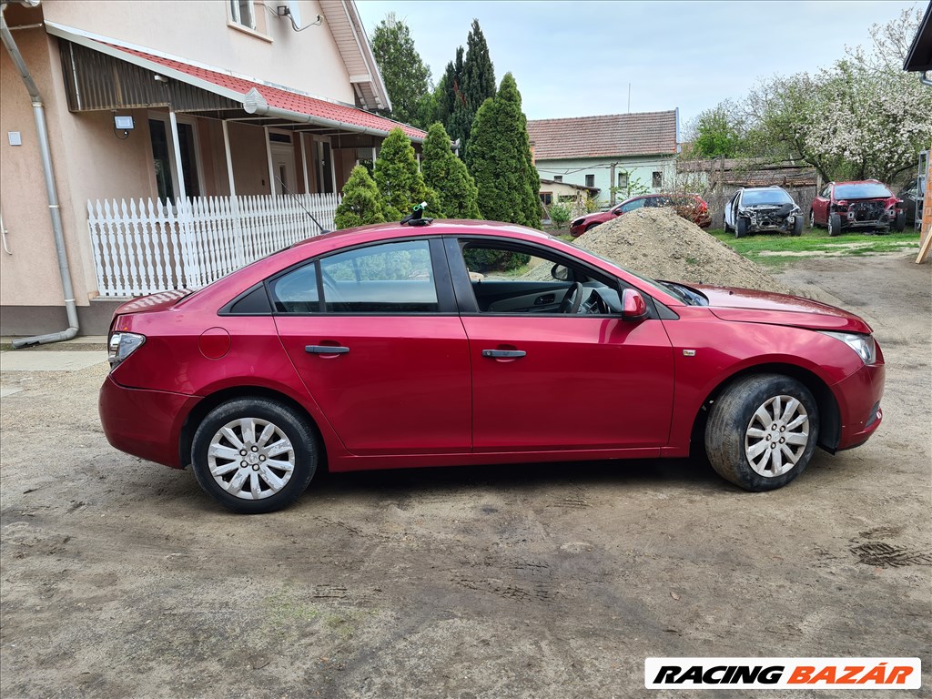 Chevrolet Cruze Sedan 2010 1.6 benzines F16D4 bontott jármű, bontás, bontott alkatrészek 3. kép