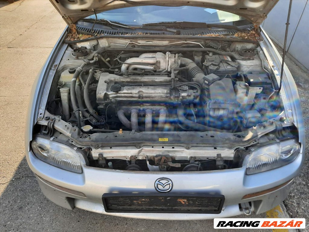 Mazda 323 (BA) bontott alkatrészei 9. kép