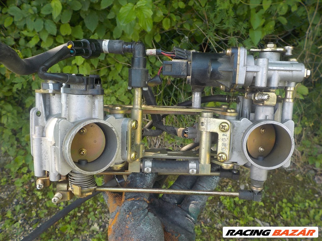 SUZUKI SV 650,2006-OS,OSZTRÁK,LESZAKADT HAJTÓKAROS MOTORBLOKK ALKATRÉSZEK,EGYBEN NAGYON OLCSÓN 34. kép