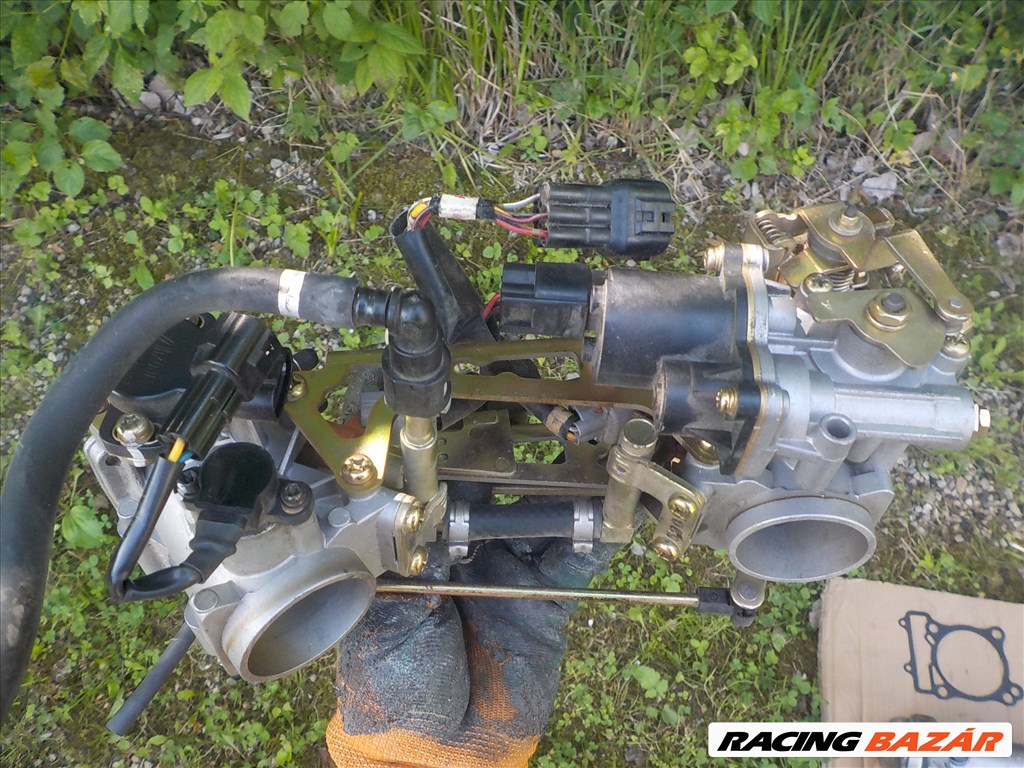 SUZUKI SV 650,2006-OS,OSZTRÁK,LESZAKADT HAJTÓKAROS MOTORBLOKK ALKATRÉSZEK,EGYBEN NAGYON OLCSÓN 35. kép