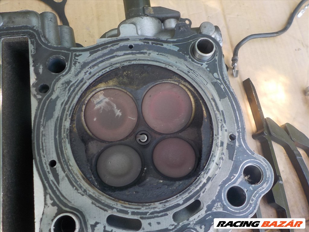 SUZUKI SV 650,2006-OS,OSZTRÁK,LESZAKADT HAJTÓKAROS MOTORBLOKK ALKATRÉSZEK,EGYBEN NAGYON OLCSÓN 47. kép