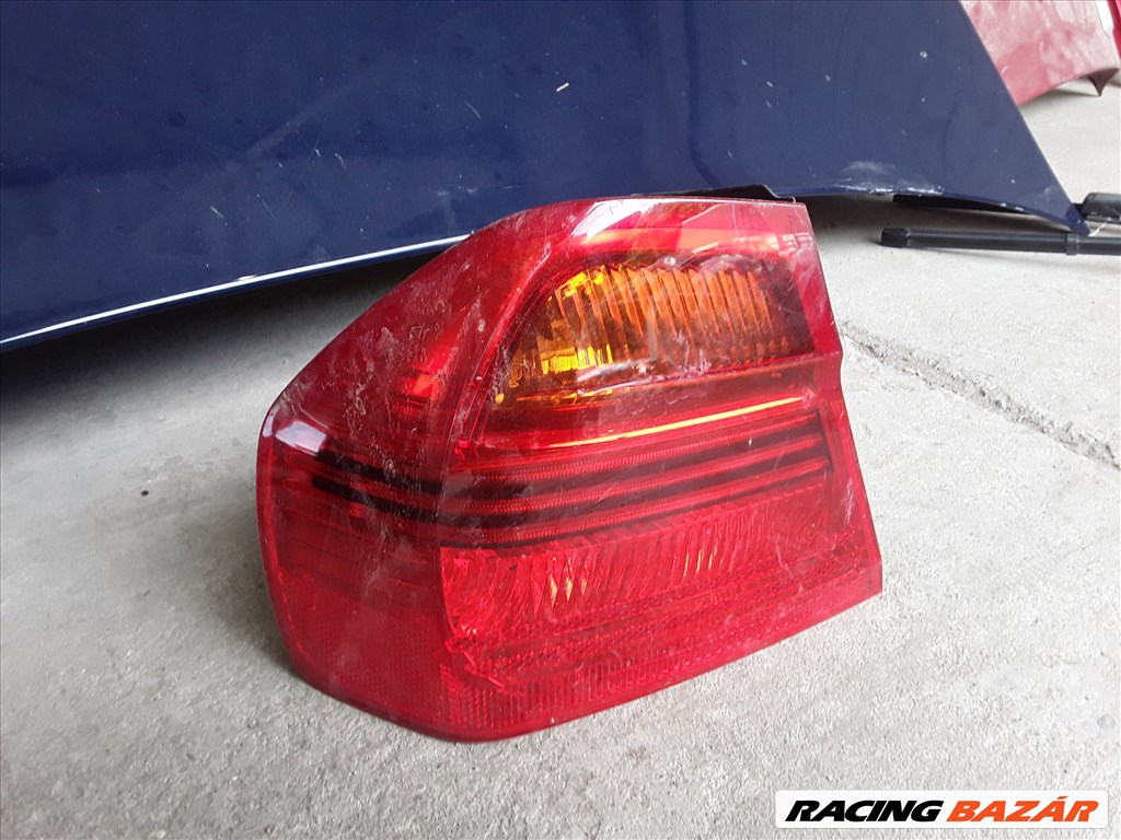 BMW E90 bal külső hátsó lámpa  1. kép