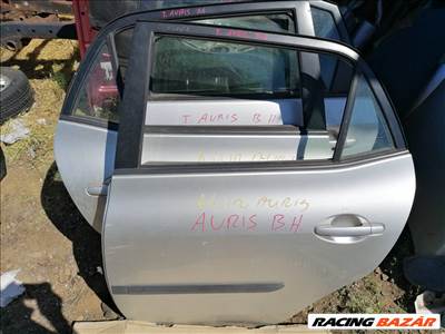 Toyota Auris (E150) Bal hátsó ajtó 