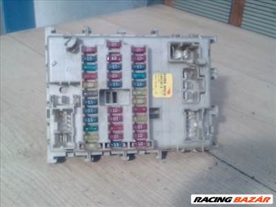 NISSAN ALMERA 00-03 Biztosítéktábla BCM BSI BSM SAM GEM modul 