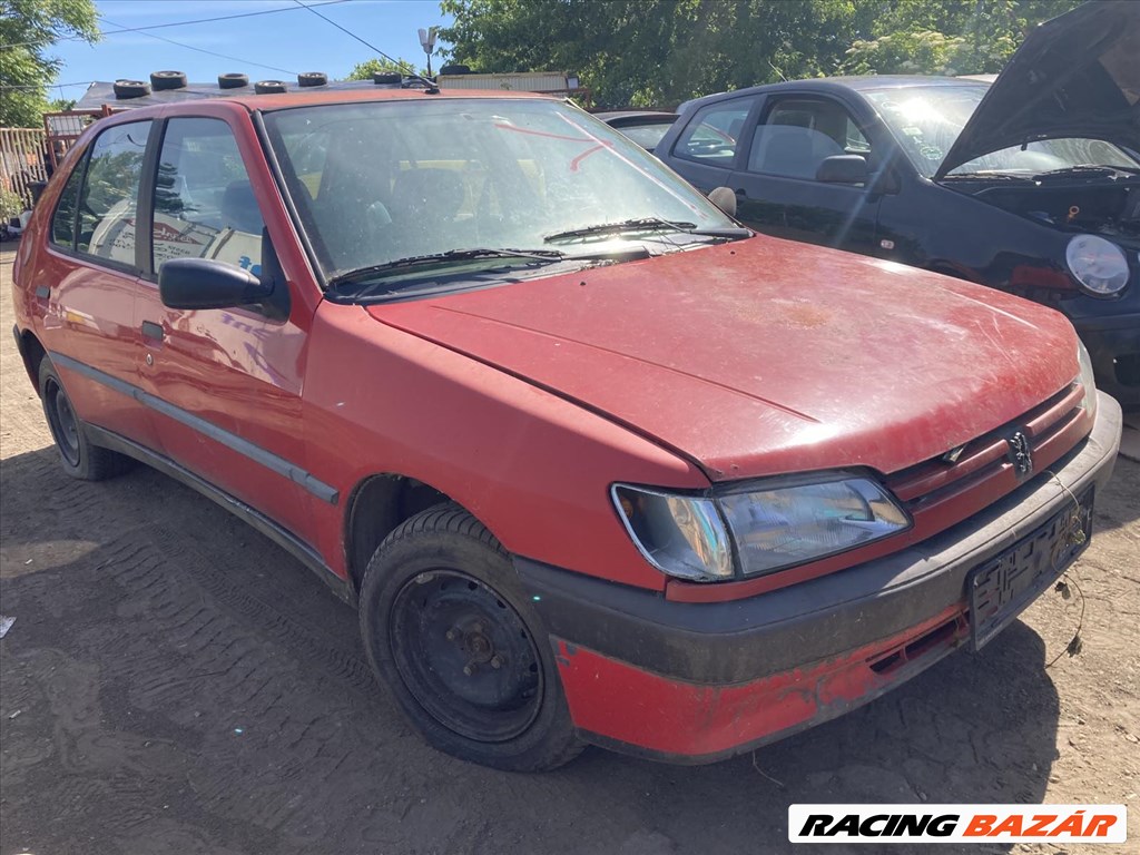 Peugeot 306 1.4i bontott alkatrészei 1. kép