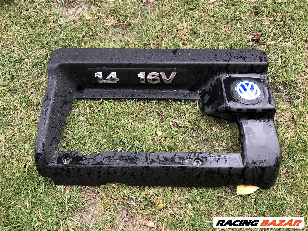 Volkswagen Golf IV 1.4 16V motorburkolat  1. kép