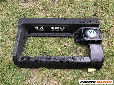 Volkswagen Golf IV 1.4 16V motorburkolat 