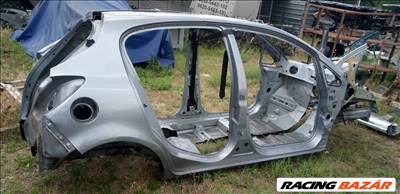 Opel Corsa D 5 ajtóshoz jobb oldala és darabjai 