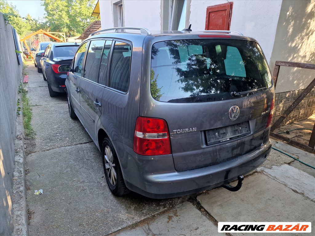 Volkswagen Touran 1 Bontott alkatrészei eladók 3. kép