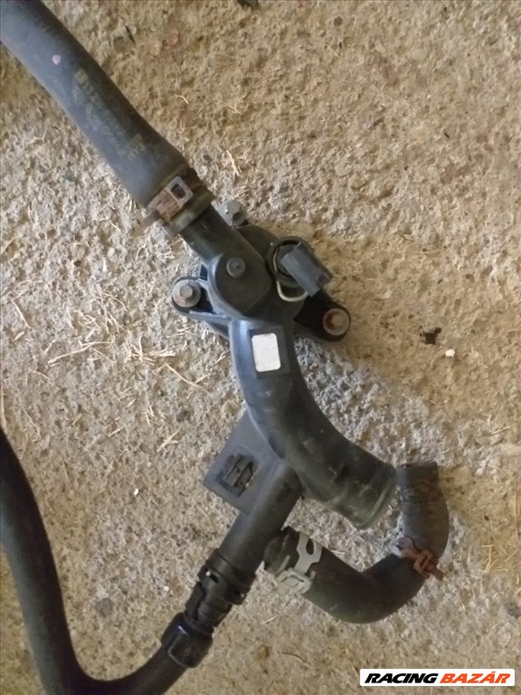 Opel A14NET vízcsonk vízcső motorblokk oldalán  1. kép